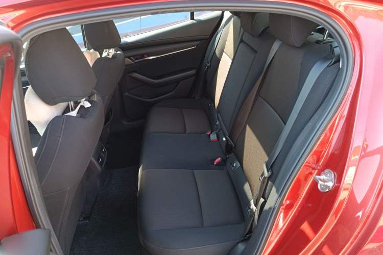 Used Mazda 3 Axela 2020 2.0L Automatic ZhiXuan Edition Left Rear Seat