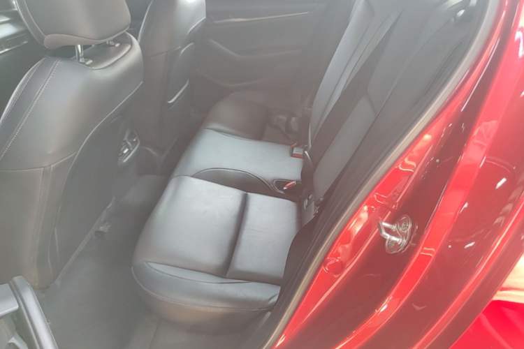 Used Mazda 3 Axela 2020 1.5L Automatic Luxury Version Left Rear Seat