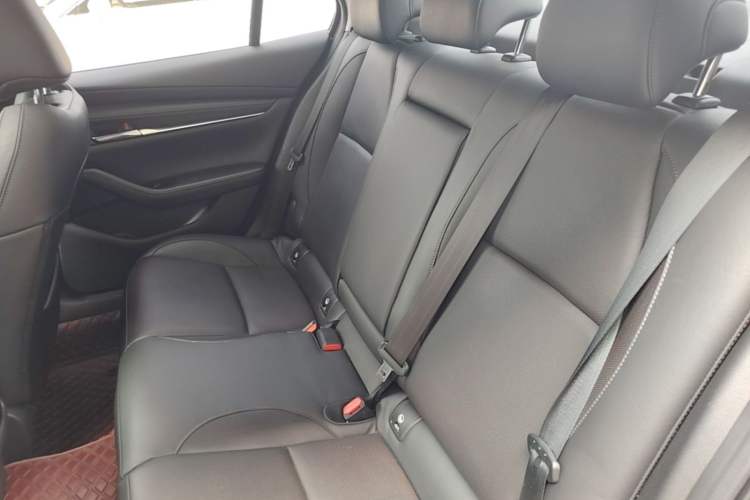 Used Mazda 3 Axela 2020 2.0L Automatic Zhiya Edition Left Rear Seat
