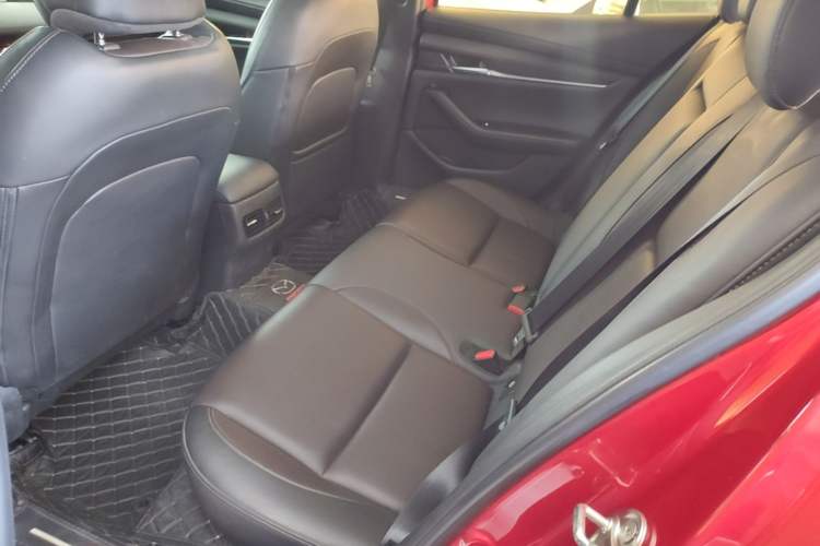 Used Mazda 3 Axela 2020 2.0L Automatic Zhiya Edition Left Rear Seat