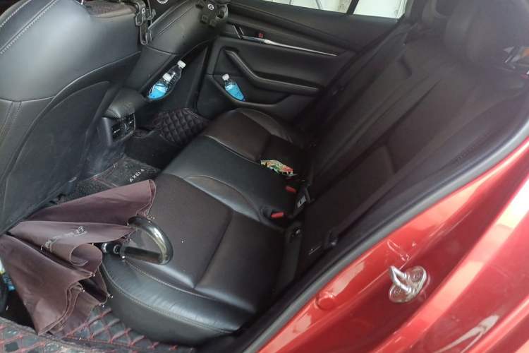 Used Mazda 3 Axela 2020 2.0L Automatic ZhiXuan Edition Left Rear Seat
