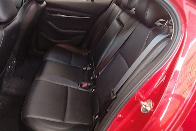Used Mazda 3 Axela 2020 1.5L Automatic ZhiMei Edition Left Rear Seat