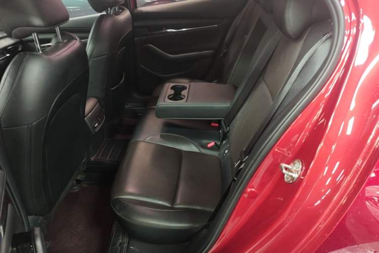 Used Mazda 3 Axela 2020 2.0L Automatic Luxury Version Left Rear Seat