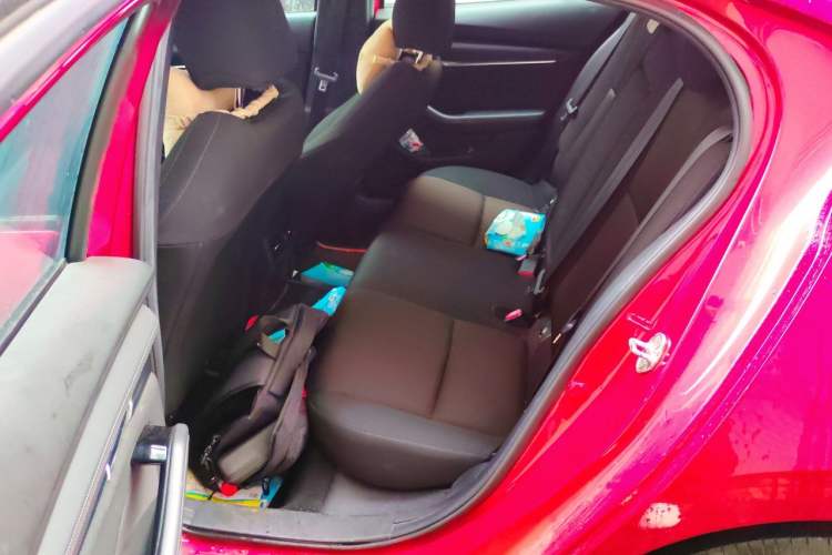 Used Mazda 3 Axela 2020 2.0L Automatic ZhiXuan Edition Left Rear Seat