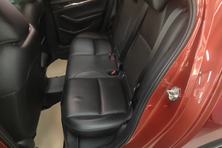 Used Mazda 3 Axela 2020 2.0L Automatic Luxury Version Left Rear Seat