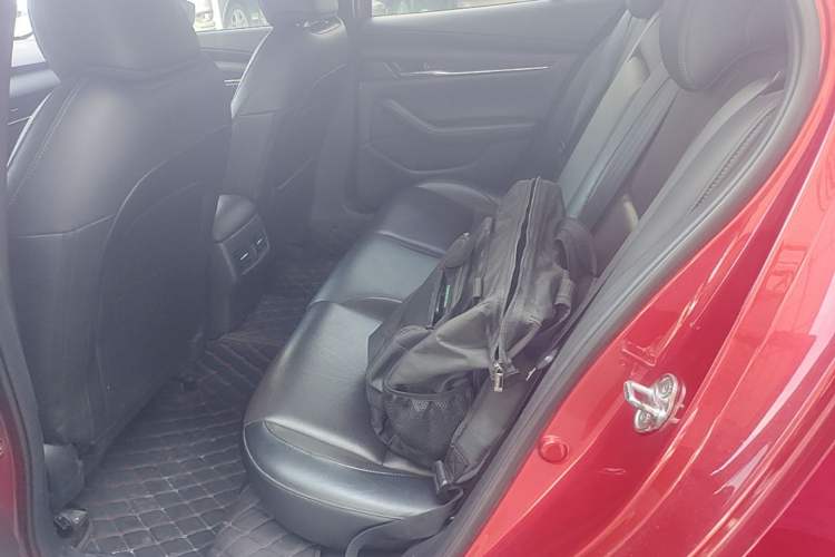 Used Mazda 3 Axela 2020 2.0L Automatic Zhiya Edition Left Rear Seat
