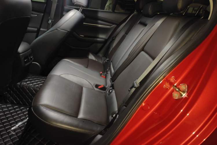 Used Mazda 3 Axela 2020 2.0L Automatic Zhiya Edition Left Rear Seat