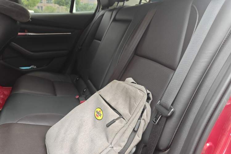 Used Mazda 3 Axela 2020 2.0L Automatic Zhiya Edition Left Rear Seat