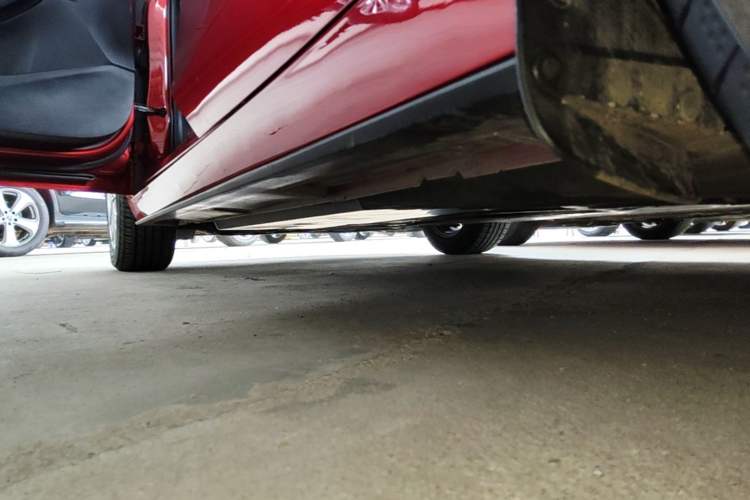 Used Mazda 3 Axela 2020 1.5L Automatic ZhiMei Edition Left Side Sill