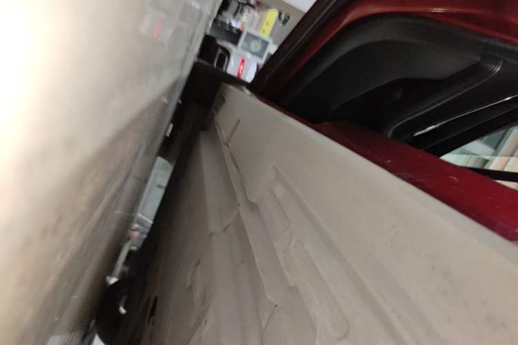 Used Mazda 3 Axela 2020 2.0L Automatic Zhiya Edition Left Side Sill
