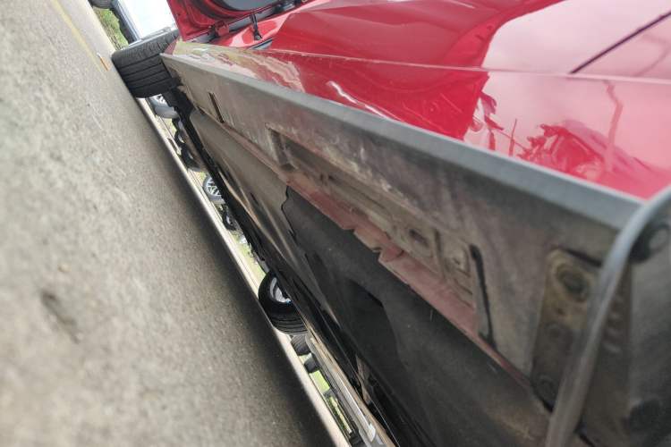 Used Mazda 3 Axela 2020 2.0L Automatic Zhiya Edition Left Side Sill
