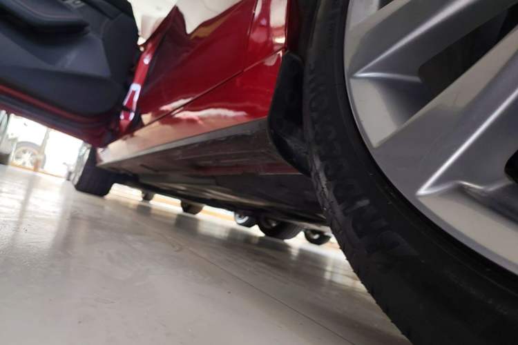 Used Mazda 3 Axela 2020 2.0L Automatic Zhiya Edition Left Side Sill