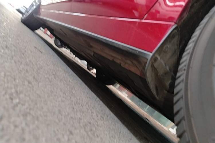 Used Mazda 3 Axela 2020 1.5L Automatic ZhiMei Edition Left Side Sill