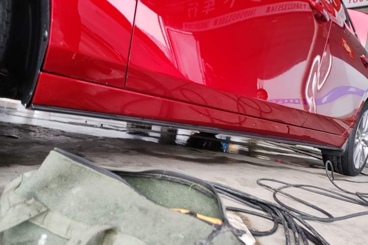 Used Mazda 3 Axela 2020 2.0L Automatic Zhiya Edition Left Side Sill