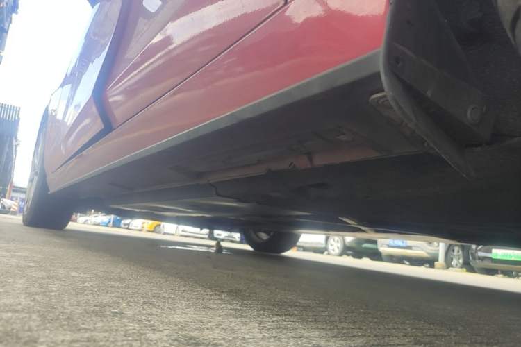 Used Mazda 3 Axela 2020 2.0L Automatic Zhiya Edition Left Side Sill