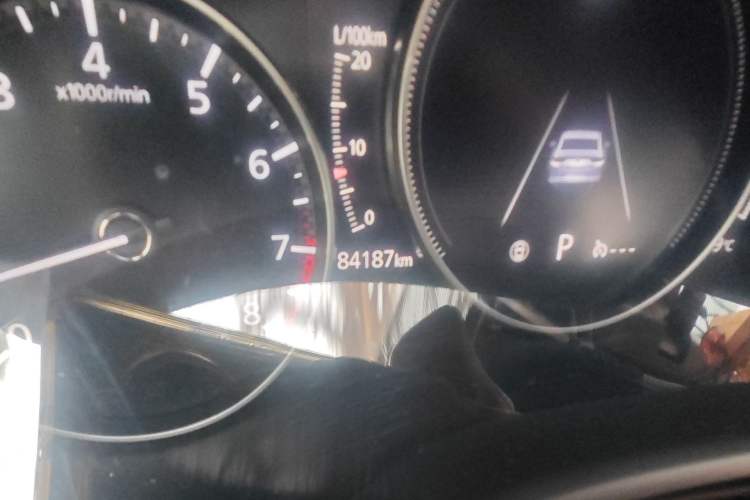 Used Mazda 3 Axela 2020 2.0L Automatic Zhiya Edition Odometer Close Up