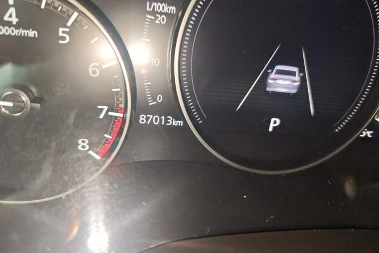 Used Mazda 3 Axela 2020 2.0L Automatic Zhiya Edition Odometer Close Up