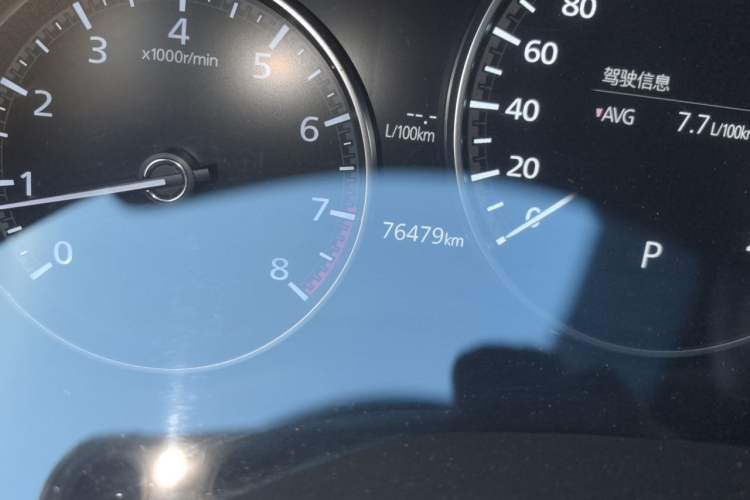 Used Mazda 3 Axela 2020 2.0L Automatic Luxury Version Odometer Close Up