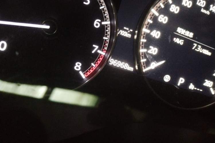 Used Mazda 3 Axela 2020 2.0L Automatic ZhiXuan Edition Odometer Close Up
