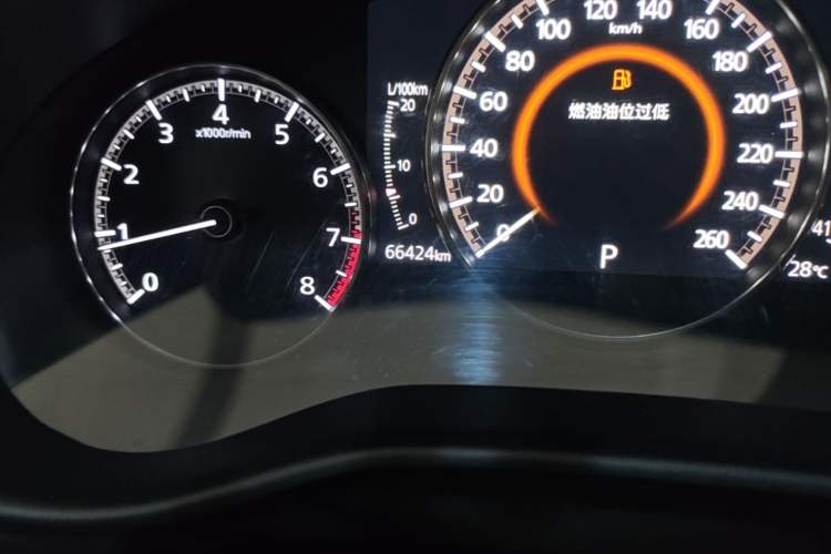 Used Mazda 3 Axela 2020 1.5L Automatic ZhiMei Edition Odometer Close Up