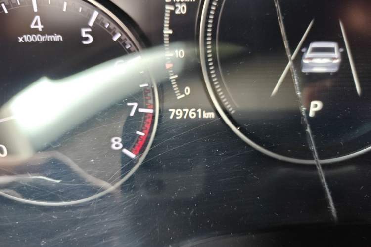 Used Mazda 3 Axela 2020 2.0L Automatic Zhiya Edition Odometer Close Up