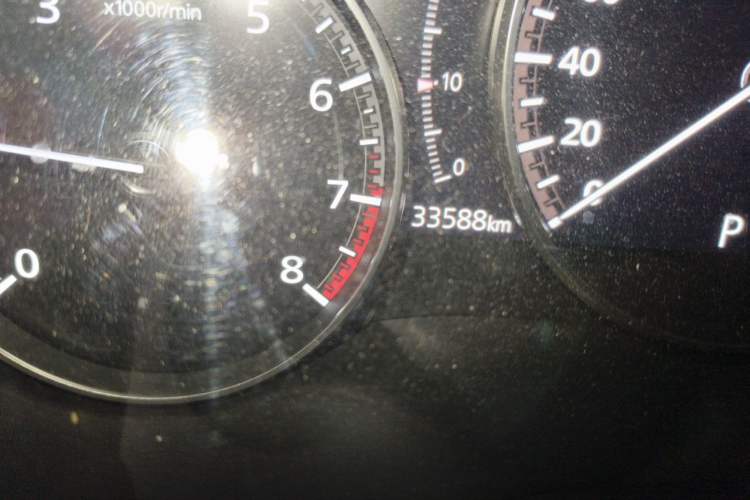 Used Mazda 3 Axela 2020 2.0L Automatic Zhiya Edition Odometer Close Up