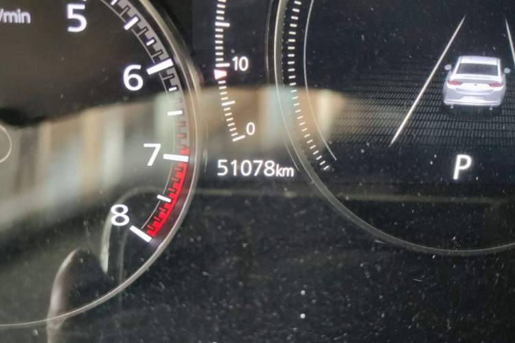 Used Mazda 3 Axela 2020 2.0L Automatic Zhiya Edition Odometer Close Up