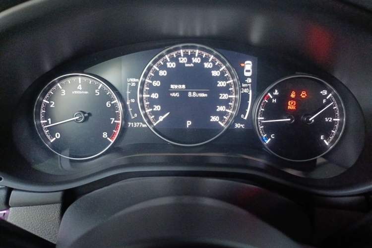 Used Mazda 3 Axela 2020 2.0L Automatic ZhiXuan Edition Odometer Close Up