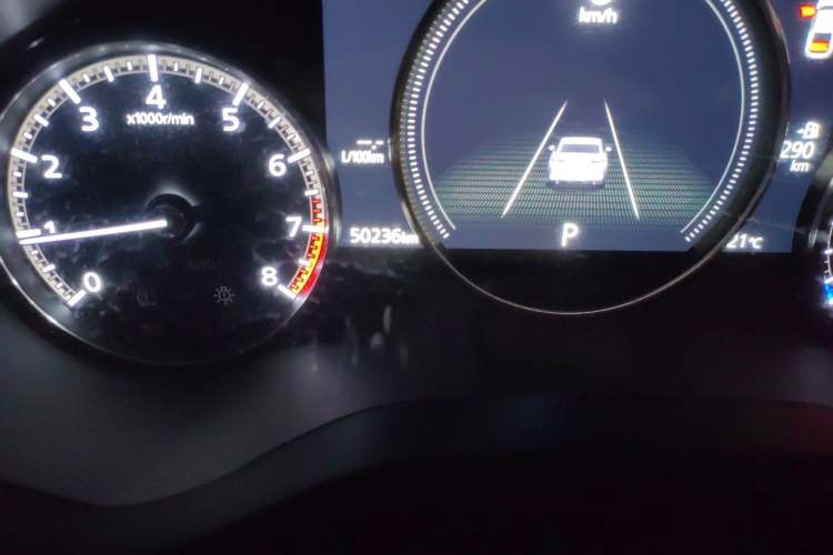 Used Mazda 3 Axela 2020 2.0L Automatic Zhiya Edition Odometer Close Up