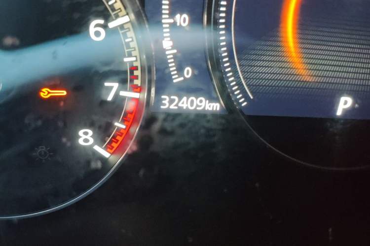 Used Mazda 3 Axela 2020 1.5L Automatic ZhiMei Edition Odometer Close Up