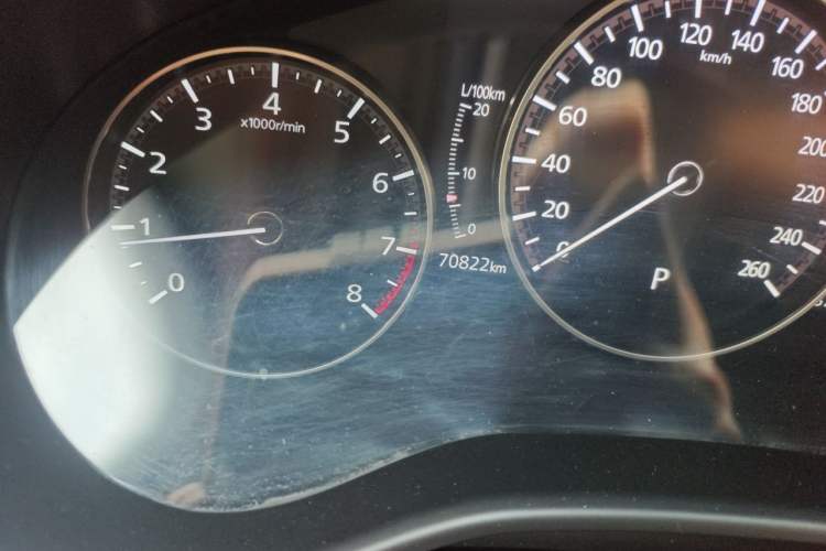 Used Mazda 3 Axela 2020 1.5L Automatic ZhiMei Edition Odometer Close Up