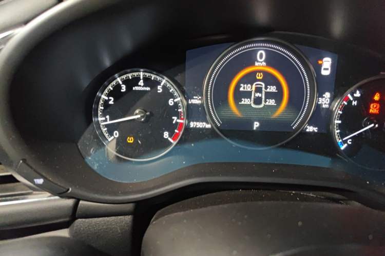 Used Mazda 3 Axela 2020 2.0L Automatic ZhiXuan Edition Odometer Close Up