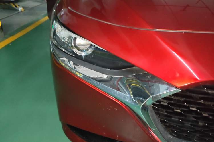 Used Mazda 3 Axela 2020 2.0L Automatic Zhiya Edition Right Front Headlight