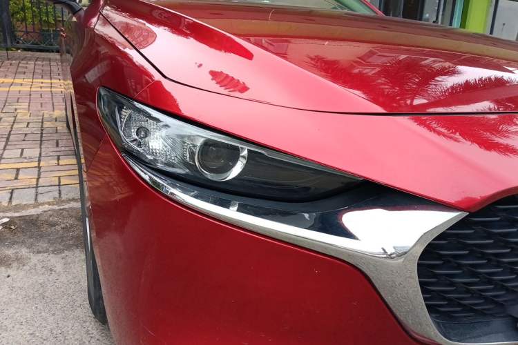Used Mazda 3 Axela 2020 1.5L Automatic Zhiyue Sunroof Version Right Front Headlight