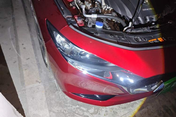 Used Mazda 3 Axela 2020 2.0L Automatic Zhiya Edition Right Front Headlight