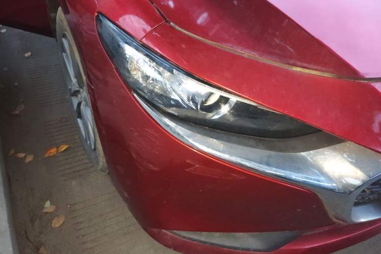 Used Mazda 3 Axela 2020 1.5L Automatic ZhiMei Edition Right Front Headlight