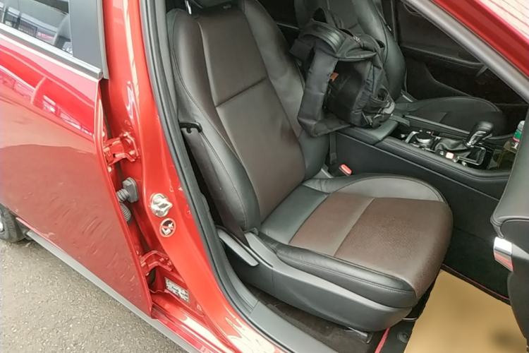 Used Mazda 3 Axela 2020 2.0L Automatic Zhiya Edition Right Front Seat