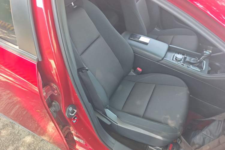 Used Mazda 3 Axela 2020 1.5L Automatic ZhiMei Edition Right Front Seat