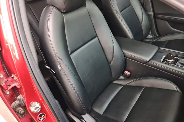Used Mazda 3 Axela 2020 1.5L Automatic Zhiyue Sunroof Version Right Front Seat