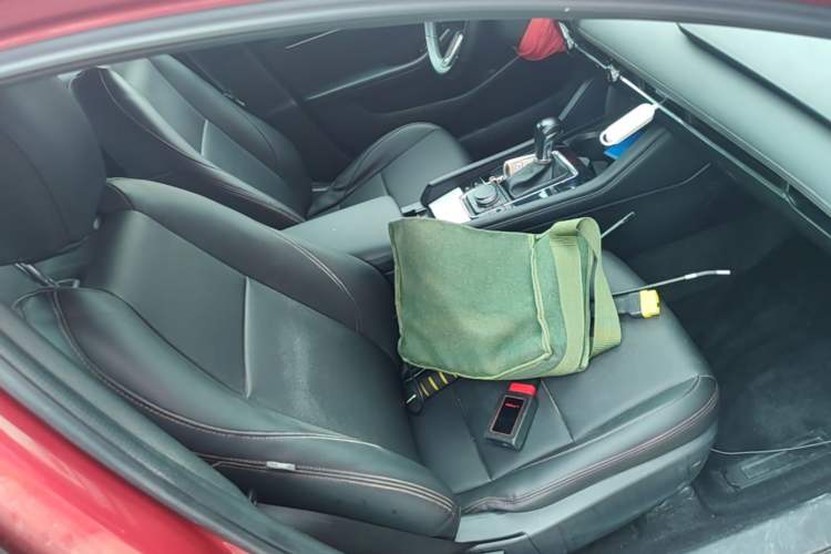 Used Mazda 3 Axela 2020 2.0L Automatic ZhiXuan Edition Right Front Seat