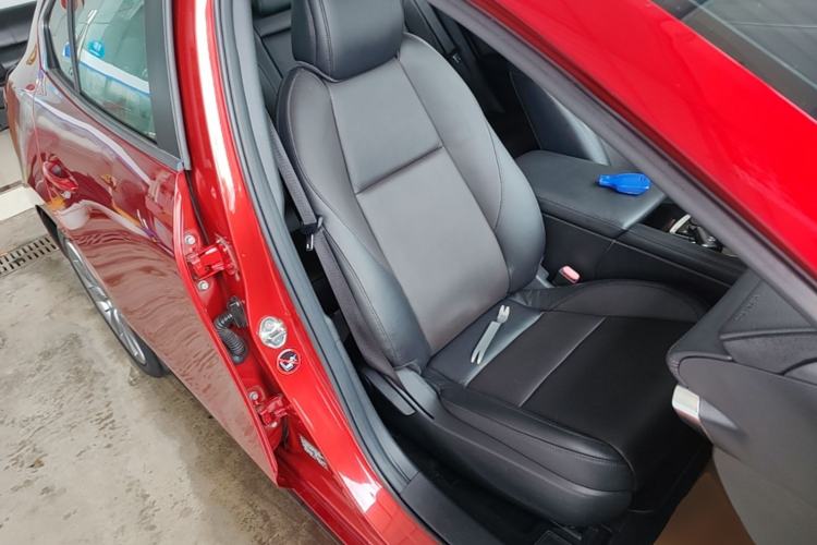 Used Mazda 3 Axela 2020 2.0L Automatic Zhiya Edition Right Front Seat