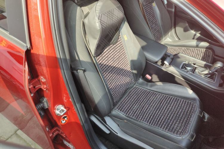 Used Mazda 3 Axela 2020 1.5L Automatic ZhiMei Edition Right Front Seat