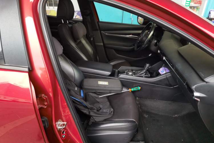 Used Mazda 3 Axela 2020 2.0L Automatic Zhiya Edition Right Front Seat
