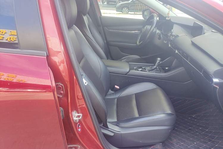 Used Mazda 3 Axela 2020 2.0L Automatic Zhiya Edition Right Front Seat