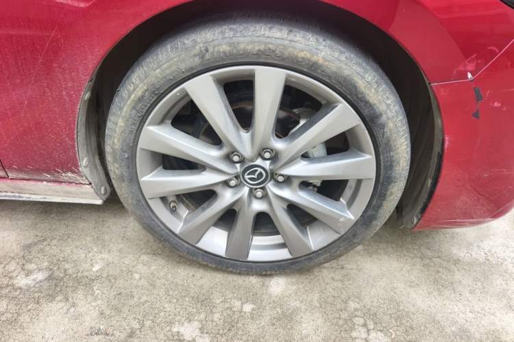 Used Mazda 3 Axela 2020 2.0L Automatic ZhiXuan Edition Right Front Wheel Hub