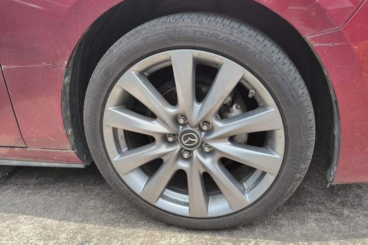 Used Mazda 3 Axela 2020 2.0L Automatic Zhiya Edition Right Front Wheel Hub