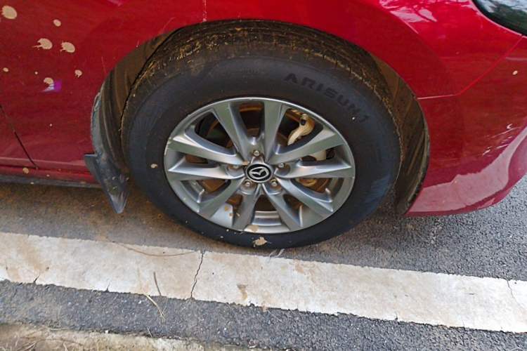 Used Mazda 3 Axela 2020 1.5L Automatic Zhiyue Sunroof Version Right Front Wheel Hub