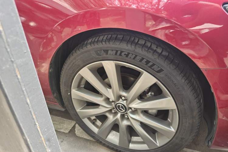 Used Mazda 3 Axela 2020 2.0L Automatic Zhiya Edition Right Front Wheel Hub