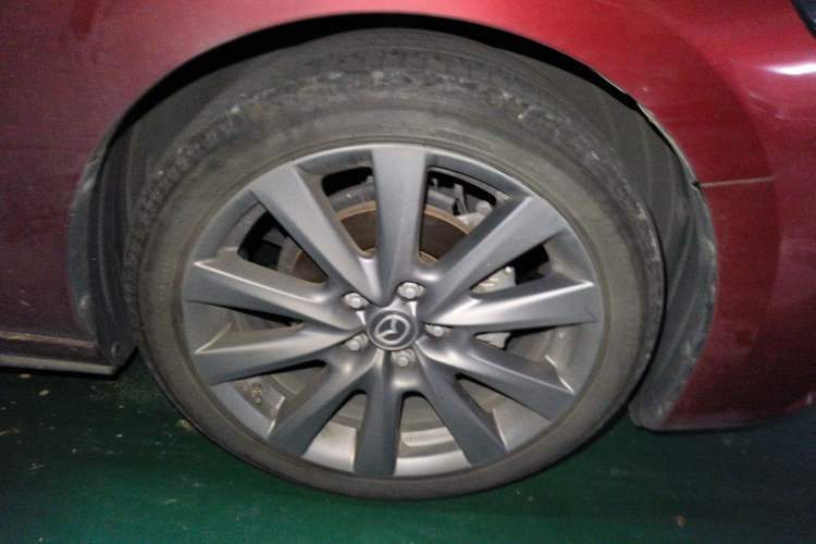 Used Mazda 3 Axela 2020 2.0L Automatic Zhiya Edition Right Front Wheel Hub