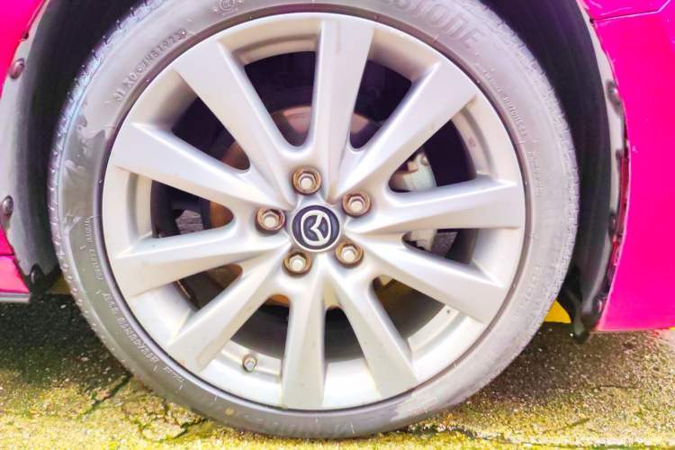 Used Mazda 3 Axela 2020 2.0L Automatic ZhiXuan Edition Right Front Wheel Hub